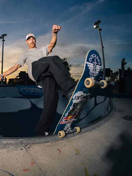 Spain's Danny Leon tests the waters in the deep end of Marseille's Prado bowl.
