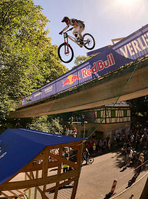 Nina Hoffmann si esibisce durante il Red Bull Stuttgart Cerro Abajo a Stoccarda, in Germania, il 6 settembre 2026.
