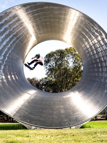 A study in circles from the lens of a compositional artisan: Sergio Reinhardt spins loops inside loops, Melbourne.