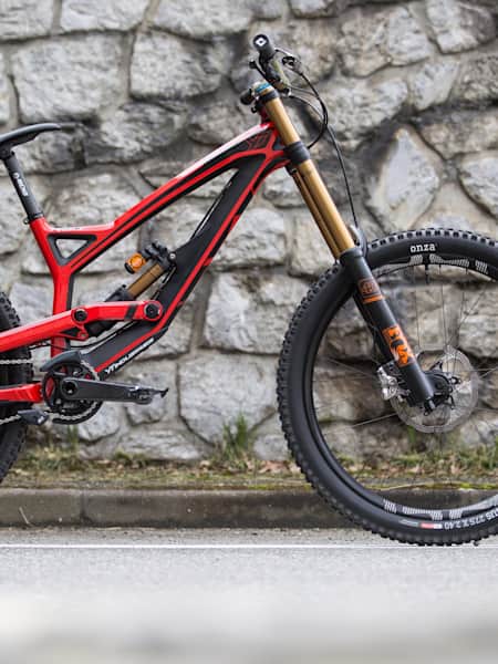 Aaron gwin yt tues new arrivals