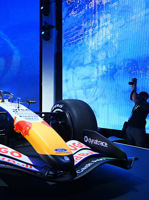 Sul palco durante il reveal al quartier generale di Ford a Detroit