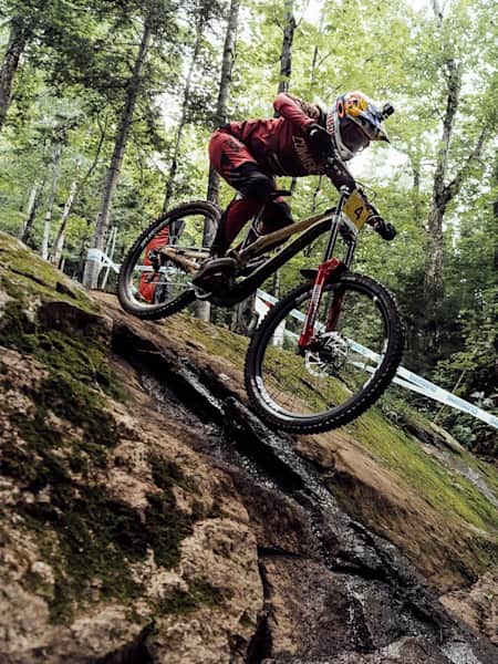 Mercedes Benz UCI World Cup 2018 Downhill recap video