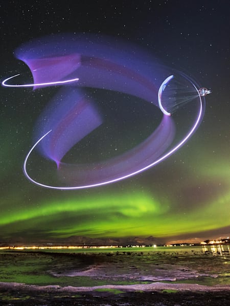 Horacio Llorens Paragliding in the Northern Lights
