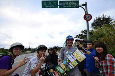 Découvrez les routes préférées du globe skater qui a fait le tour du monde en longboard.
