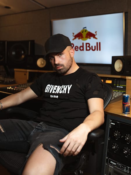 Diego Vincenzo Vettraino aka Drillionaire