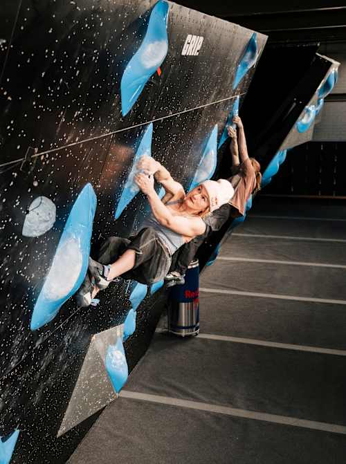 Shauna Coxsey and Erin McNeice perform during the PCL Test Event in Nijmegen, Netherlands on December 15, 2025