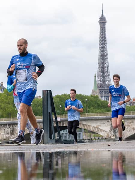 Marathon de Paris : des oreilles aux pieds, comment courir connecté ?