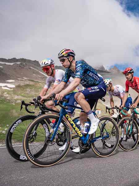 Wout Van Aert on the Col du Galibier during Stage 4 from Pinerolo (ITA) to Valloire (FRA) of the 111th Tour de France on July 2, 2024.