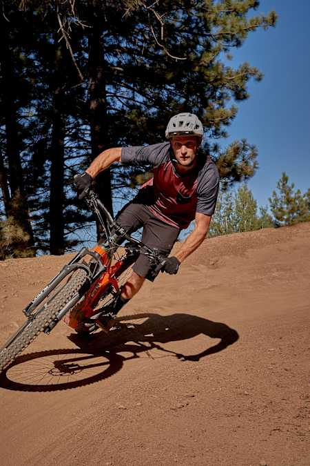 Slicing down a trail near Truckee, California, Basagoitia shows how he’s back in the flow.