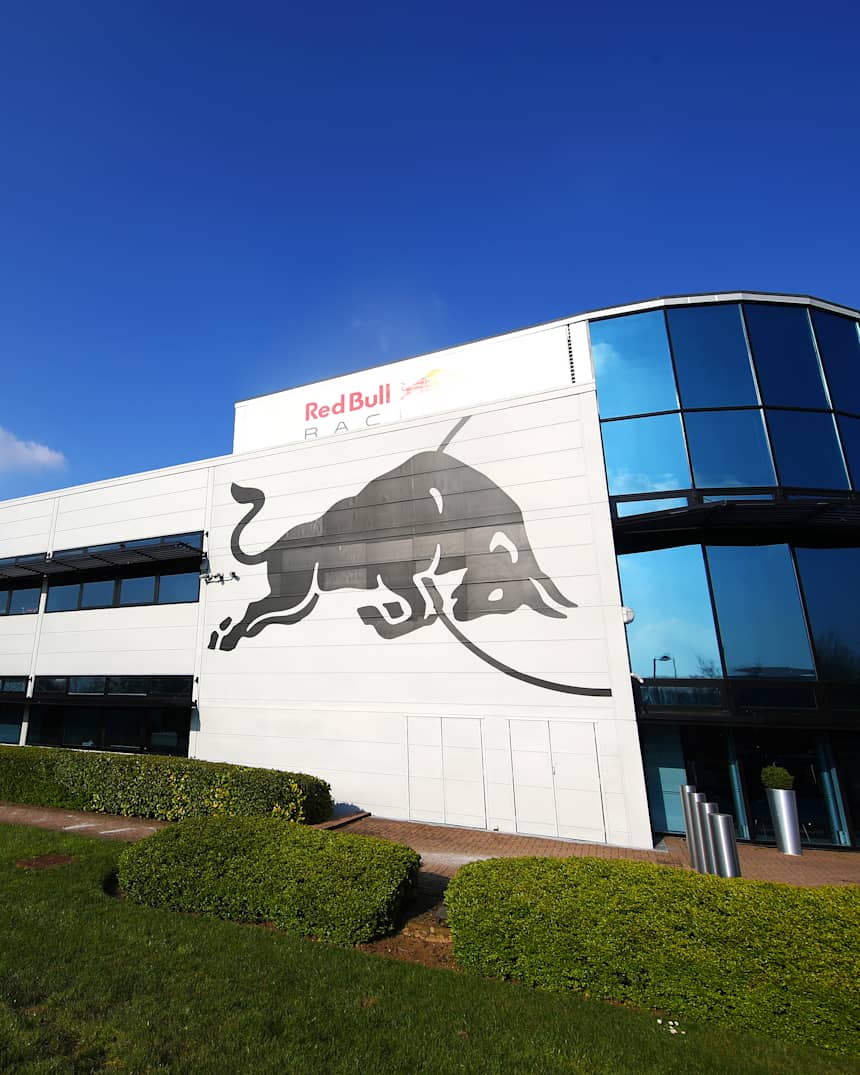 Explore jobs at Oracle Red Bull Racing