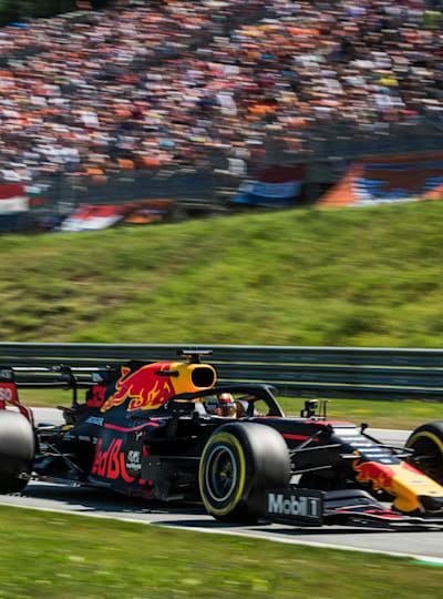 Verstappen (Red Bull) a remporté le Grand Prix de F1 d'Autriche 2019, après avoir gagné son duel contre Charles Leclerc (Ferrari).
