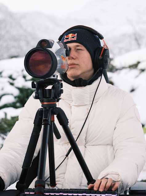 MrSavage takes aim during record attempt "Fjordnite" for longest in-game elimination in Fortnite in Lofoten, Norway on November 11, 2024