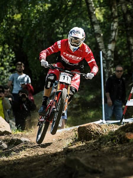 Uci dh qualifying new arrivals