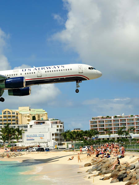 Eine Landebahn nur wenige Meter vom Maho Beach.