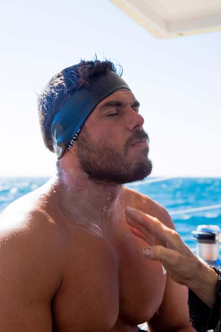 Edgley se pregătește de înot