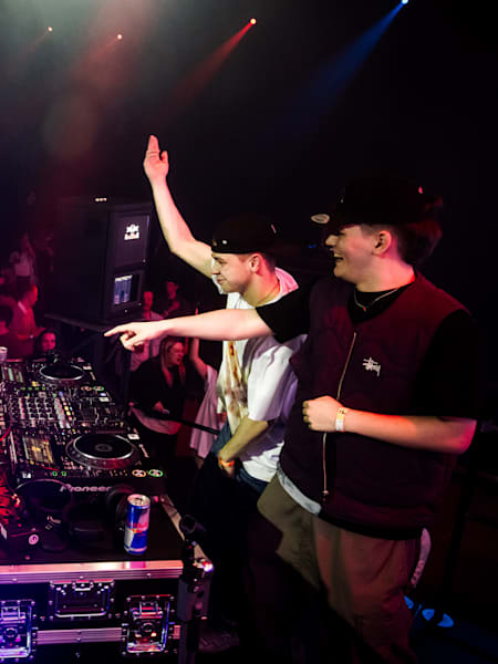 Lato, jesień, zima? Każda pora jest dobra na imprezę w klubie