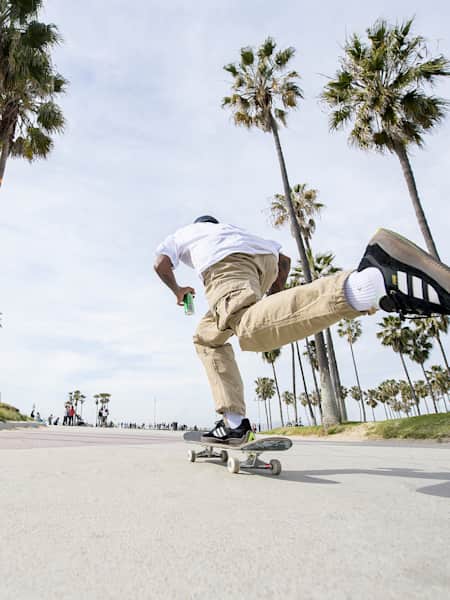 Felipe Gustavo during a skate session at Venice Beach in Venice, USA, on February 15, 2021.