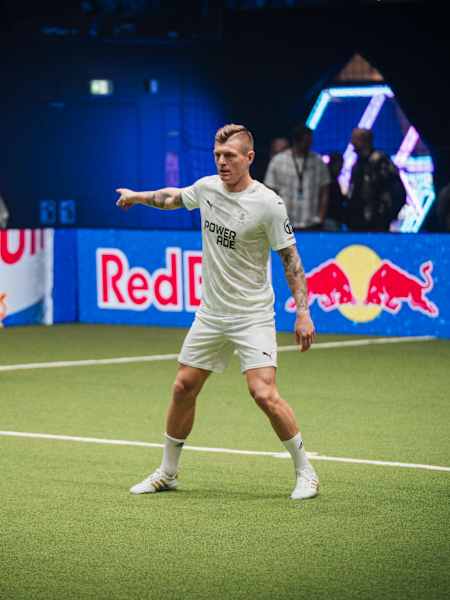 Toni Kroos beim Season Opener der zweiten Icon League-Saison.
