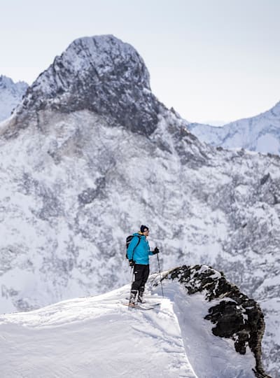 L'alpiniste Andrzej Bargiel s'entraîne à La Grave, en France en janvier 2018. Découvrez notre guide et nos conseils pour débuter l'alpinisme.
