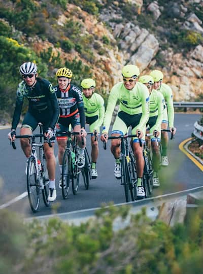 ロードバイク グループライドの基本 サイクリング エチケット ガイド