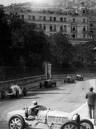 The famous curve before the Monte Carlo Casino