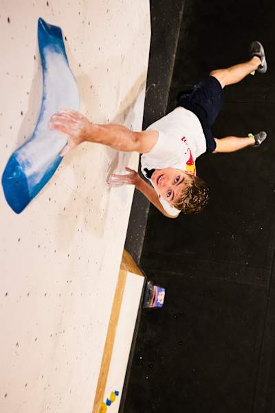 Toby Roberts trénuje v lezeckém centru The Parthian Climbing Centre 24. září 2024 ve Wandsworthu v Londýně, Spojené království.
