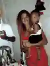 Neymar Jr. de pequeño junto a su madre Neymar Jr. de pequeño junto a su madre