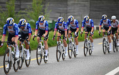 Teamwork at the Tour de Romandie