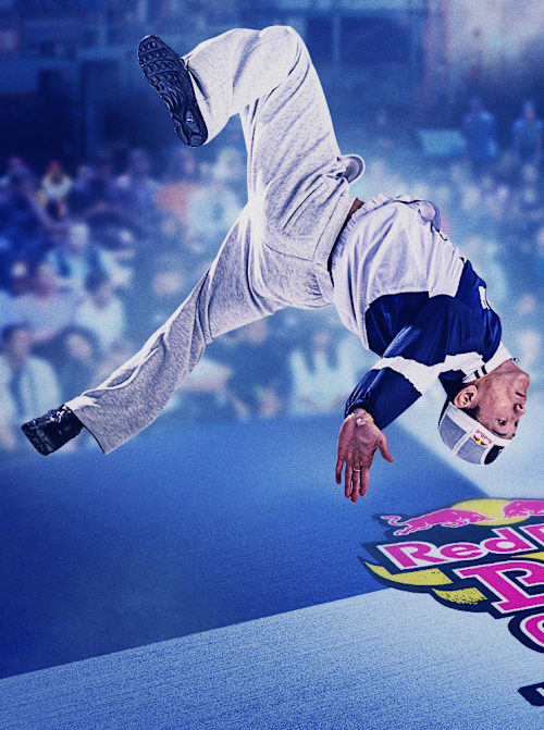 Phil Wizard and Kimie battle on a Red Bull BC One branded stage.