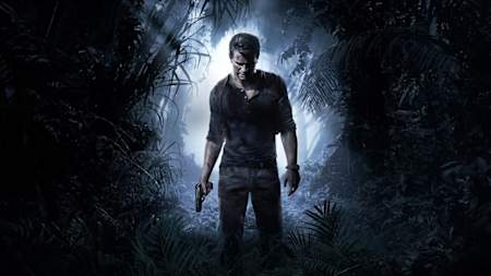 Nathan Drake steht in einem Urwald