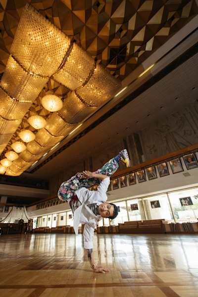B-Boy Hong 10: achieving longevity within breaking