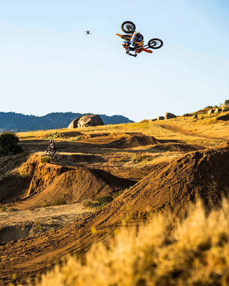 レッドブル　モトクロスDVD FMX | Red Bull
