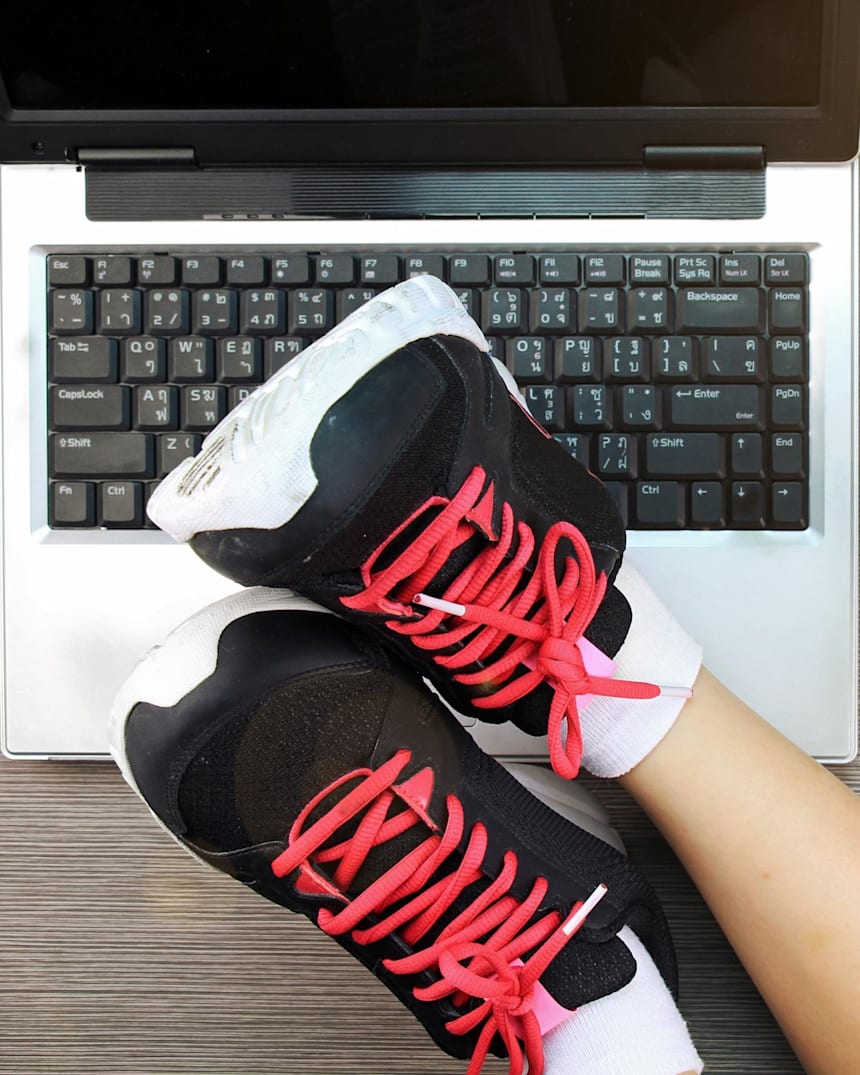 Desk Workouts For Cyclists The 6 Best Exercises