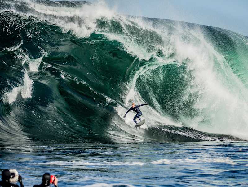 Surfen in Deutschland: Die besten Orte zum Wellenreiten