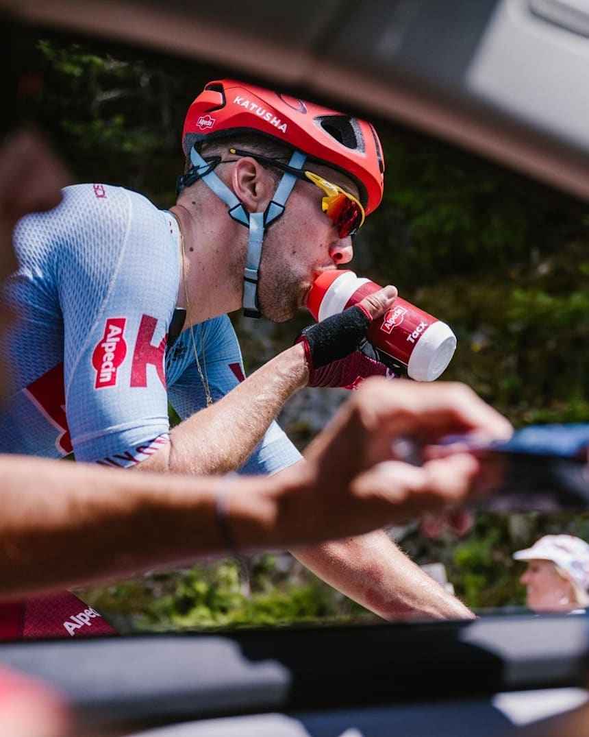 What Tour De France Cyclists Eat To Conquer The Race