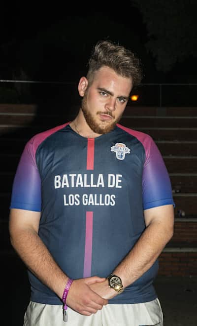 Mnak Perfil de Gallo