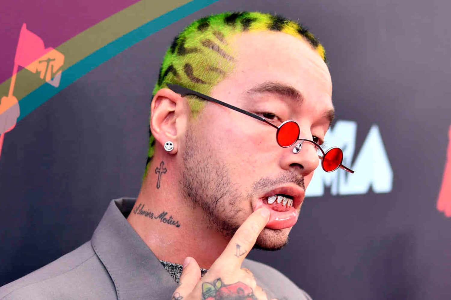 gafas carrera maluma