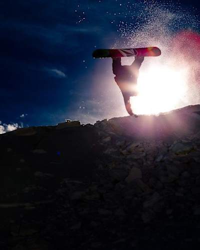 Pat Moore hand plant in Chile