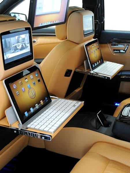 Interior de uma Mercedes S600 ultra hi-tech