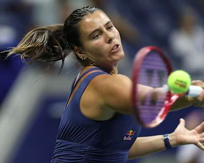 Emma Navarro returns a shot against Anna Kalinskaya at the Women's Singles Fourth Round match on Day 8 of the 2026 US Open at USTA Billie Jean King National Tennis Center, New York, September 6, 2026.