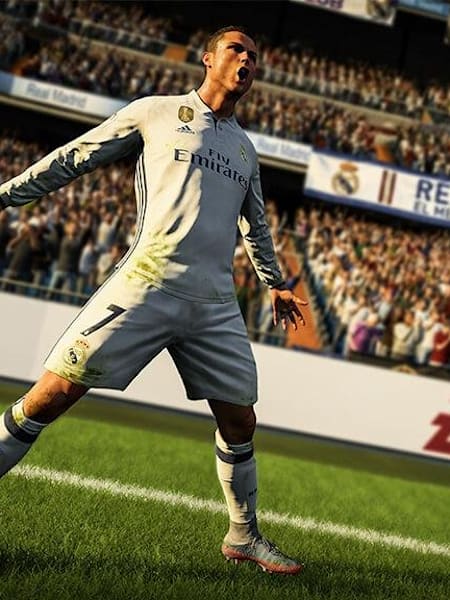 Una imagen del futbolista Cristiano Ronaldo del Real Madrid en el juego FIFA 18.