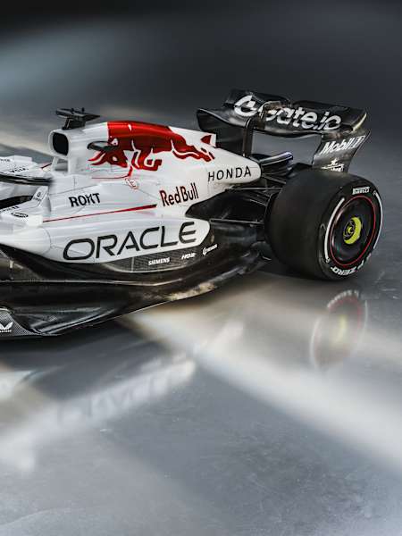 Digital Render of the Oracle Red Bull Racing RB21 with the livery for 2025 Suzuka GP with Honda.