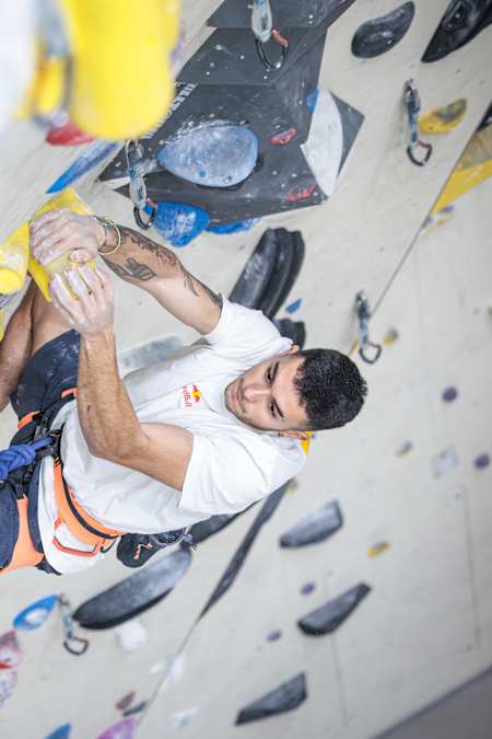 Spanish climber Alberto Ginés López.