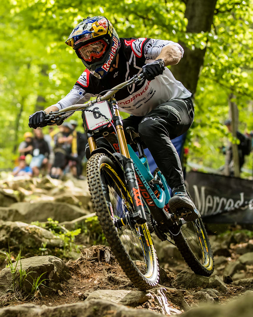 uci downhill 2020 schedule