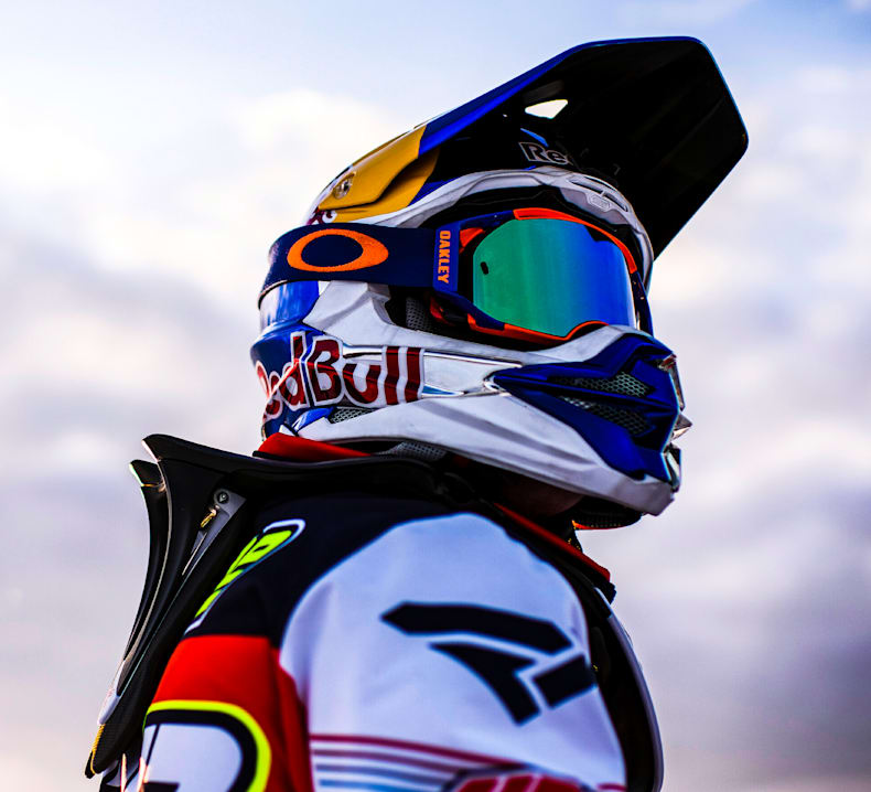 Red bull snowmobile helmet clearance