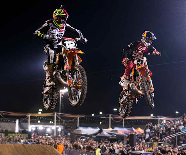 Red Bull Straight Rhythm 19 90年代モトクロス Spotifyプレイリスト