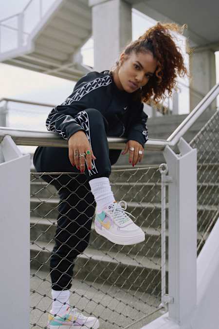 Portrait of Spanish dancer Ruth Prim.