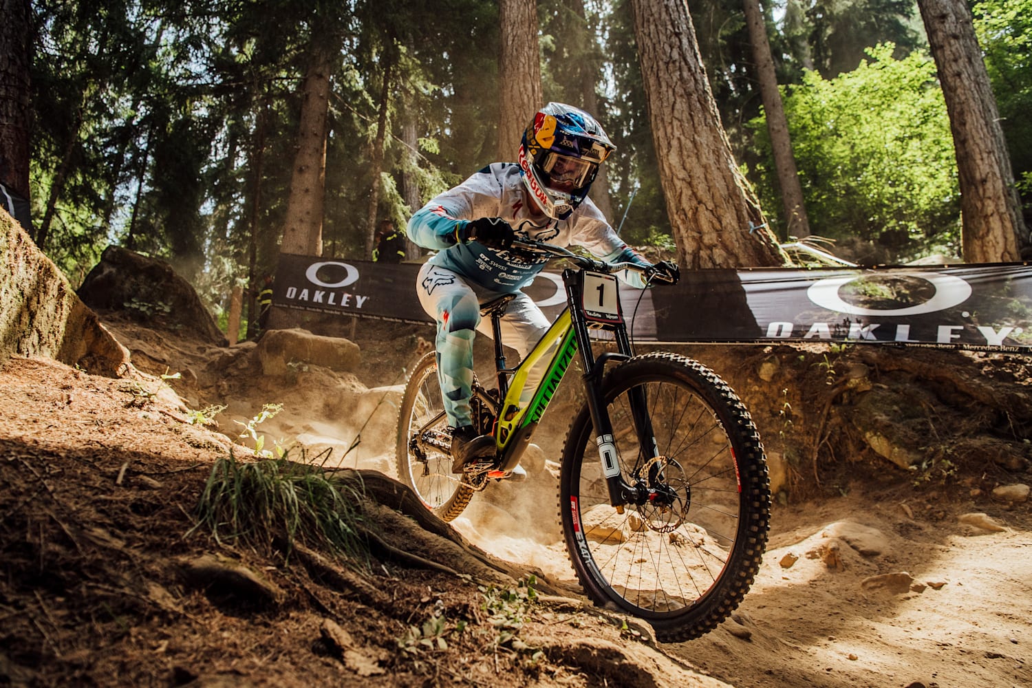 Interview Loic Bruni Parle De La Saison 2020 De Vtt Dh