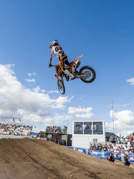 Nuevas marcas preparan motos especiales para FMX