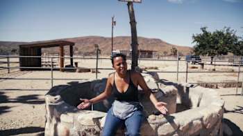 La chanteuse suisse Danitsa s'échappe de Los Angeles et recherche la paix et l'inspiration dans le parc national de Joshua Tree dans le quatrième épisode de All Access.